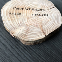 Houten schijf met naam of afbeelding